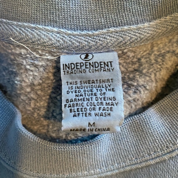 Blackbear Limited Edition Crewneck - Picture 3 of 3